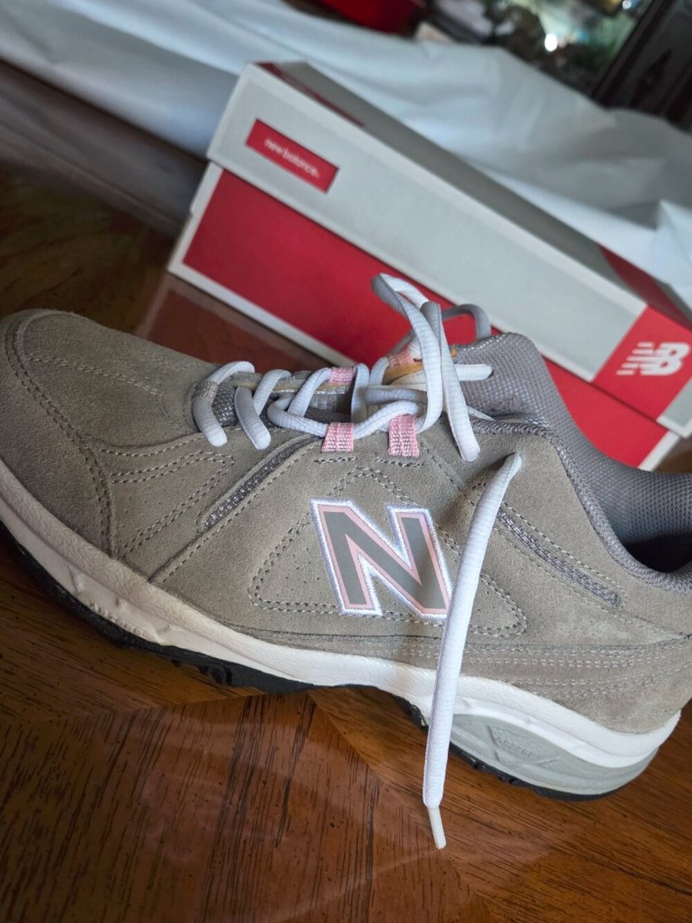New Balance Woman's Model 608 Pink and Grey size 9.5 - Picture 5 of 9
